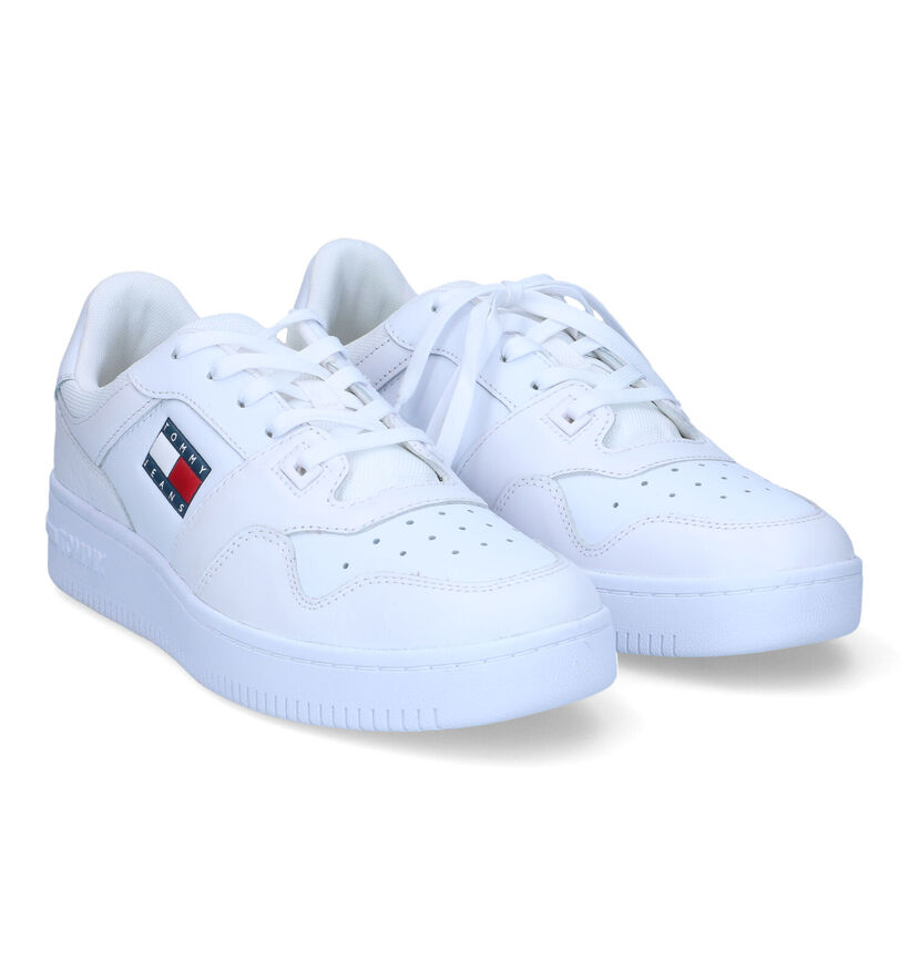 Tommy Hilfiger Retro Baskets en Blanc pour hommes (318281) - pour semelles orthopédiques