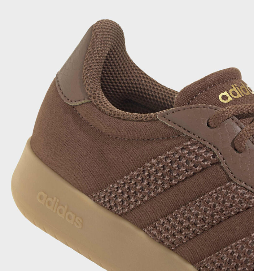 adidas Barreda Baskets en Marron pour femmes (375367)