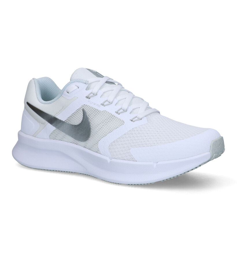 Nike Run Swift 3 Baskets en Blanc pour femmes (319223)