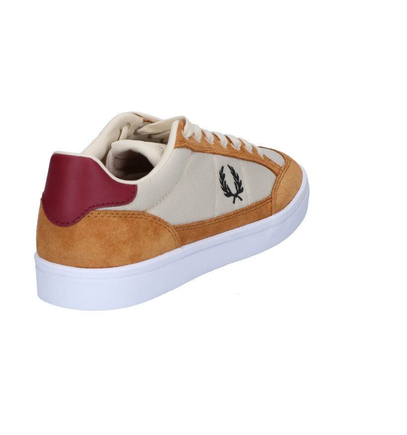 Fred Perry Cognac Sneakers in daim (251601)
