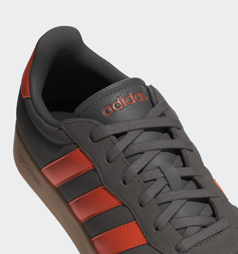 adidas Barreda Baskets en Vert/Orange pour hommes (359482) - pour semelles orthopédiques