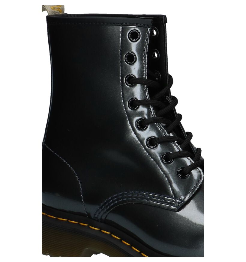 Dr. Martens Vegan Grijze Metallic Boots in kunstleer (225433)