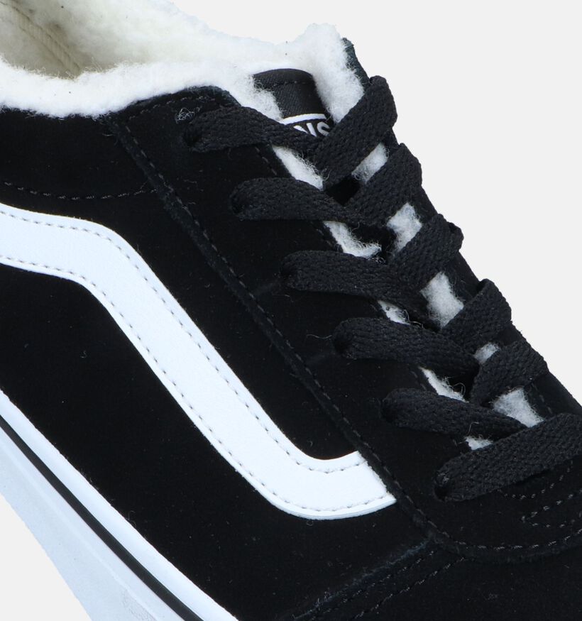 Vans Ward Baskets de skate en Noir pour femmes (327994)