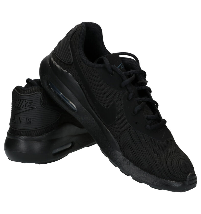 Nike Air Max Oketo Zwarte Sneakers in stof (274959)