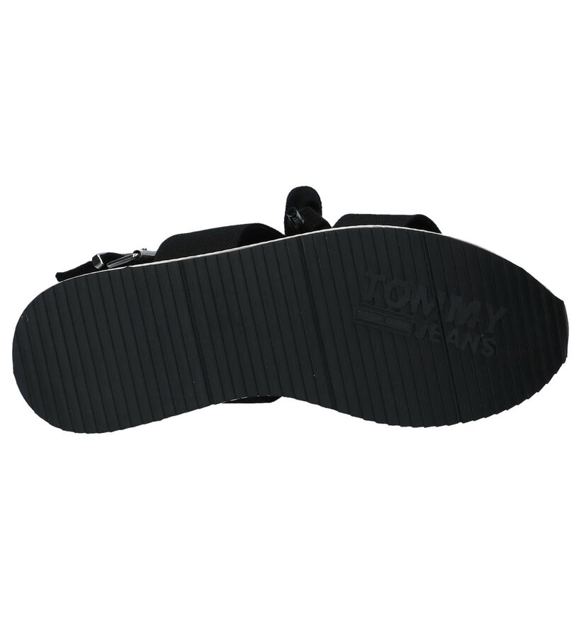 Tommy Hilfiger Modern Hybrid Sandal Bow Zwart met Dikke Zolen in stof (212682)