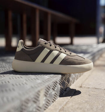 adidas adidas BARREDA DECODE Low Baskets Earth Strata/Warm Vanilla/Shadow Brown/Semi Lucid Blue /Impact Orange /Gum