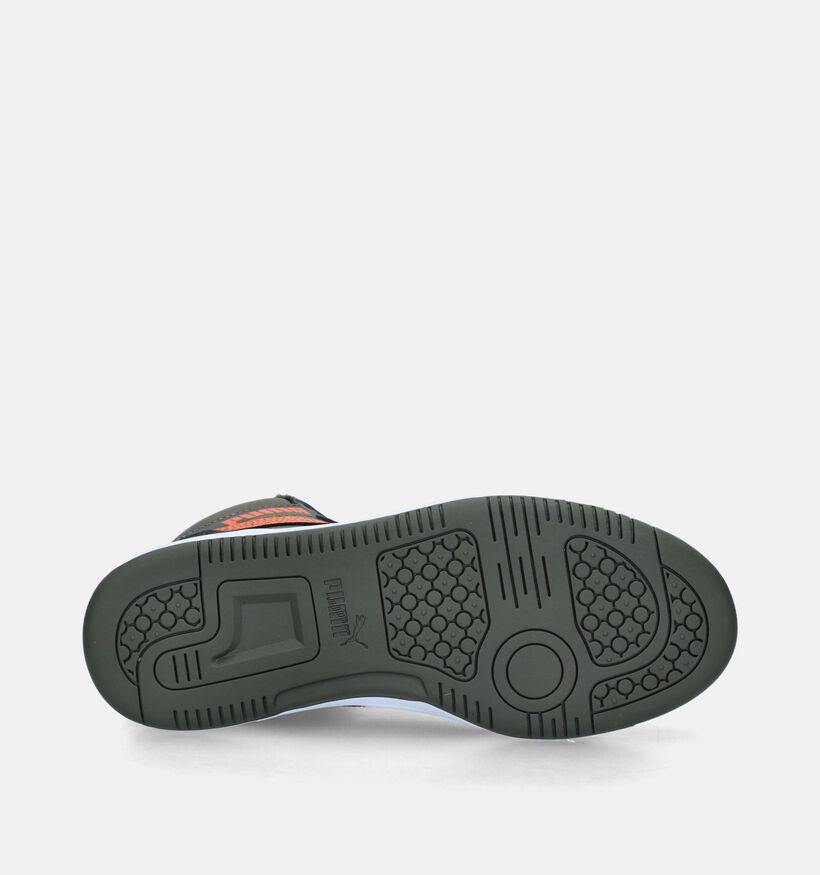 Puma Rebound v6 Baskets en Vert Kaki pour garçons (342848)