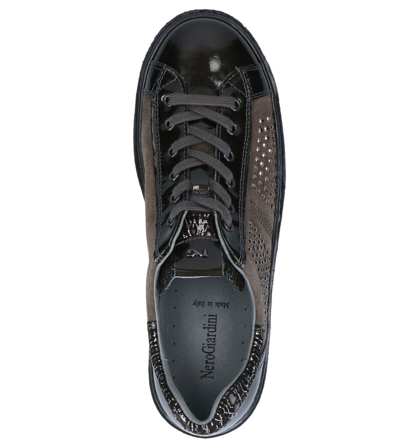 NeroGiardini Chaussures à lacets en Gris en daim (259807)