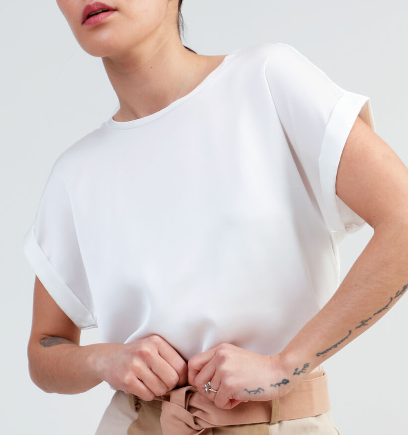Vila Ellette T-shirt en satin en Blanc pour femmes (345355)
