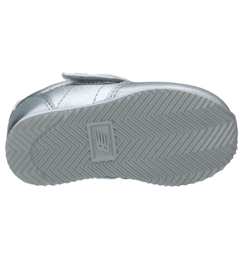 New Balance Baskets basses en Argent en simili cuir (222832)