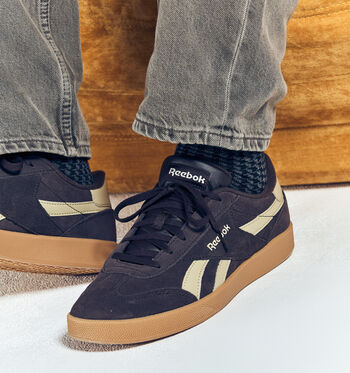 Reebok Low Baskets Alabaster/ Black/ Gum/Dark Brown/ Classic Beige/ Gum/Dynamic Purple/White/Gum