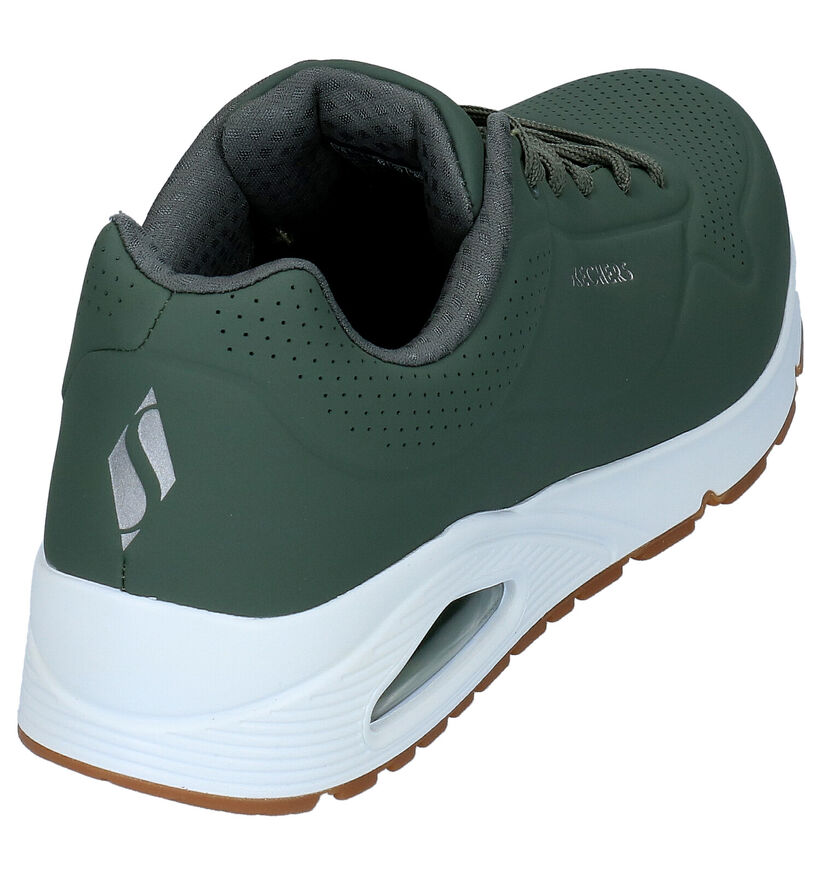 Skechers Uno Stand On Air Baskets en Noir pour hommes (359746)