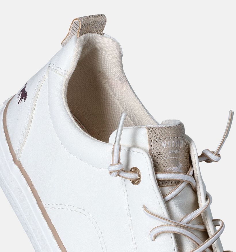 Mustang Baskets casual en Blanc pour femmes (351249)