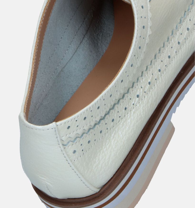 Regarde Le Ciel Dalma-01 Chaussures à lacets en Écru pour femmes (341233)
