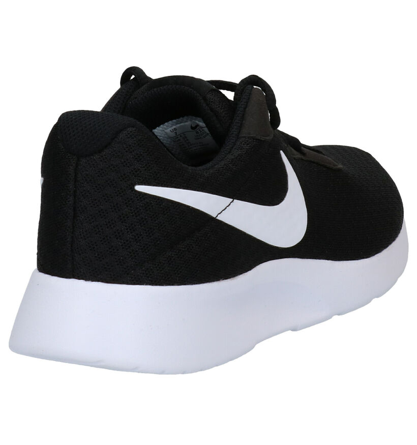 Nike Tanjun Zwarte Sportschoenen voor dames (299457)