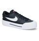 Nike Court Legacy Lift Baskets en Noir pour femmes (316853) - pour semelles orthopédiques