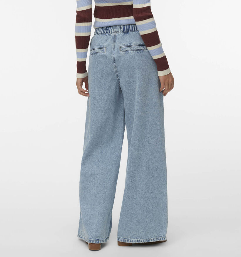 Vero Moda Valeria Straight leg jeans en Bleu pour femmes (367210)