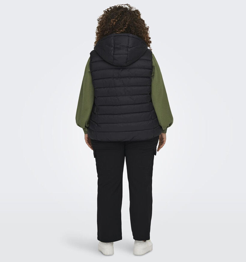 ONLY Carmakoma New Tahoe Zwarte Korte gewatteerde bodywarmer voor dames (351421)
