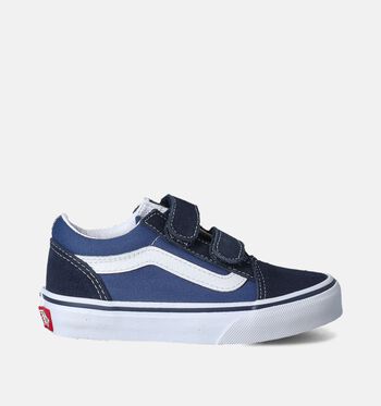 Baskets bleu