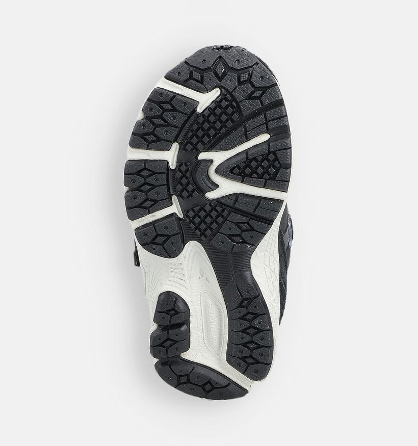 New balance Zwarte Sneakers New balance Zwarte Sneakers voor jongens (366177) - geschikt voor steunzolen