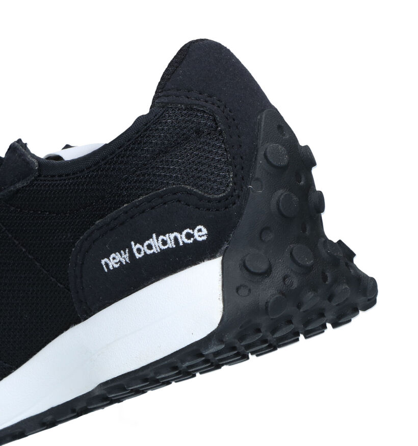 New Balance 327 Baskets en Noir pour filles, garçons (319330) - pour semelles orthopédiques