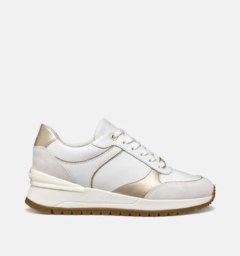 Sneakers goud