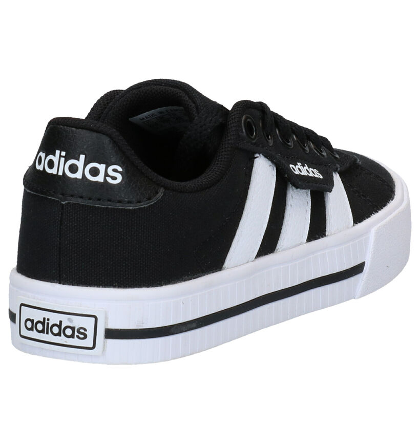 adidas Daily Zwarte Sneakers in stof (284603)