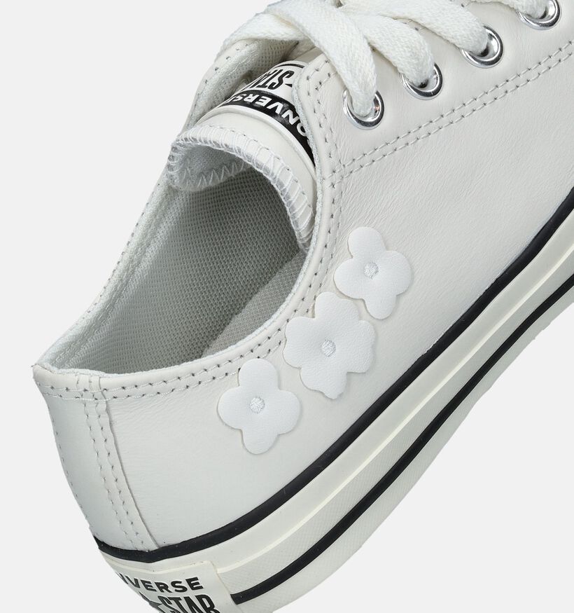 Converse Chuck Taylor All Star Baskets en Écru pour femmes (343986)