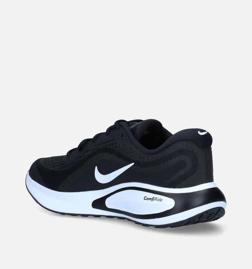 Nike Journey Run Chaussures de trail en Noir pour femmes (339865)