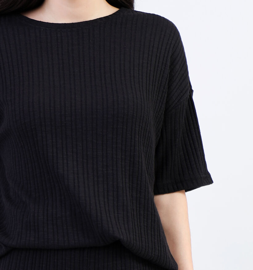 Pieces Lena T-shirt oversized en Noir pour femmes (342017)