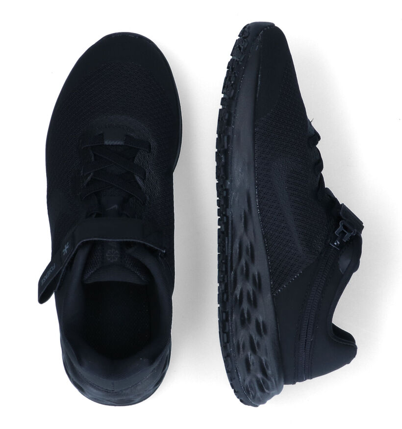 Nike Revolution 6 Flyease Zwarte Sneakers in stof (308956)