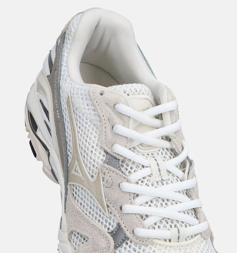 Mizuno Wave Rider 10 Suede Witte/Ecru Sneakers voor dames (376213) - geschikt voor steunzolen
