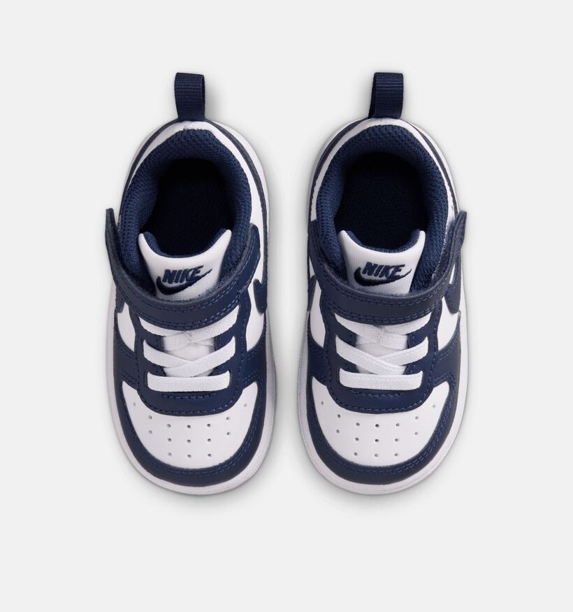 Nike Court Borough Baskets pour b&eacute;b&eacute; en Blanc pour gar&ccedil;ons, filles (367270) - pour semelles orthop&eacute;diques