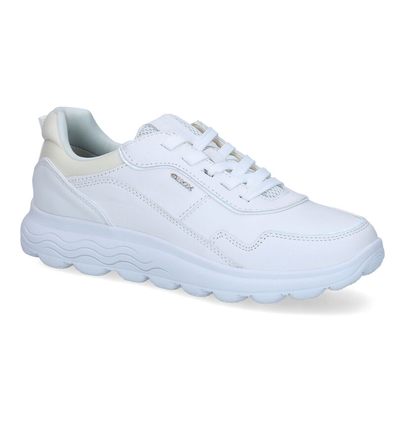 Geox Spherica Baskets en Blanc pour femmes (303533)