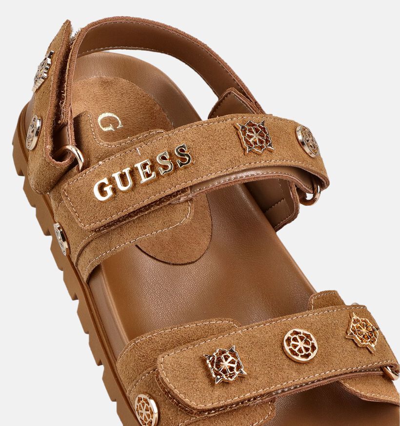 Guess Florizi Sandales plates en Cognac pour femmes (366559)