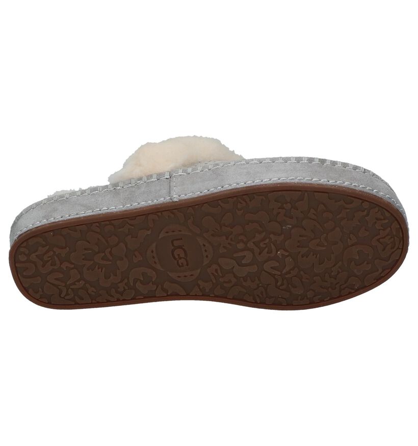 UGG Pantoufles ouvertes en Gris en daim (206395)