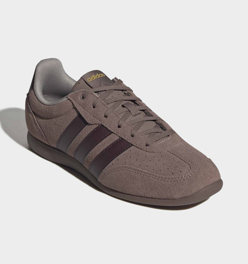 adidas Barreda Bruine Lage Sneakers voor dames (375365) - geschikt voor steunzolen