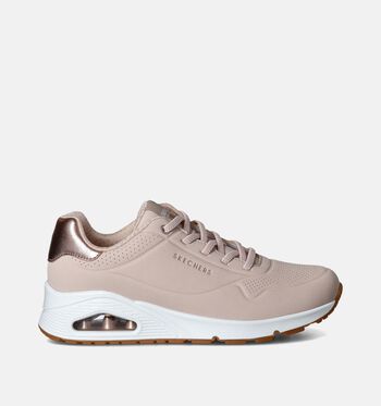 Sneakers bruin