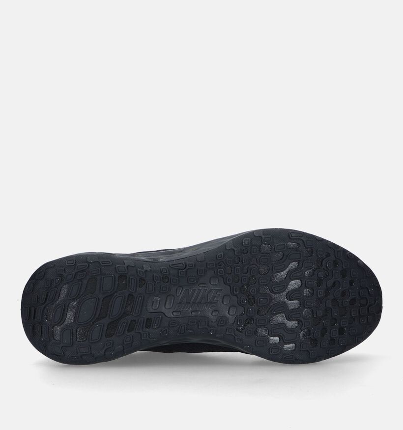 Nike Revolution 6 Next Nature Baskets en Noir pour hommes (325179)