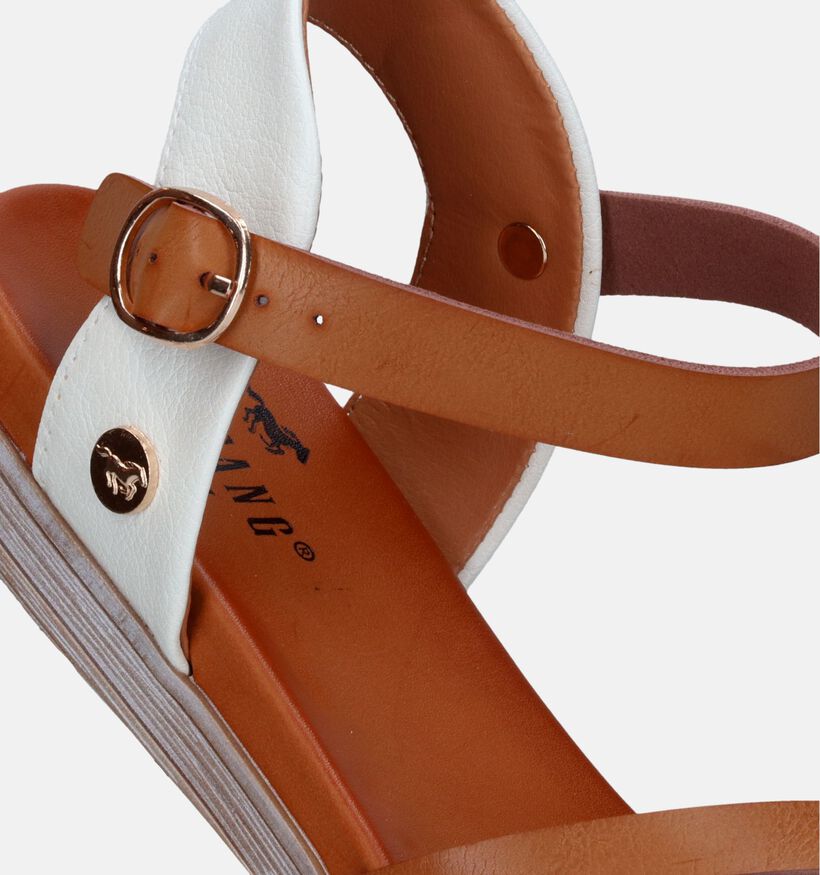 Mustang Sandales plates en Blanc pour femmes (338764)