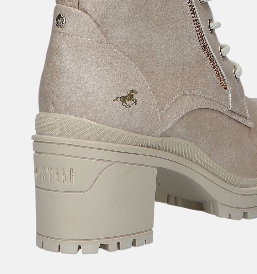 Mustang Boots à lacets en Nude pour femmes (331732)
