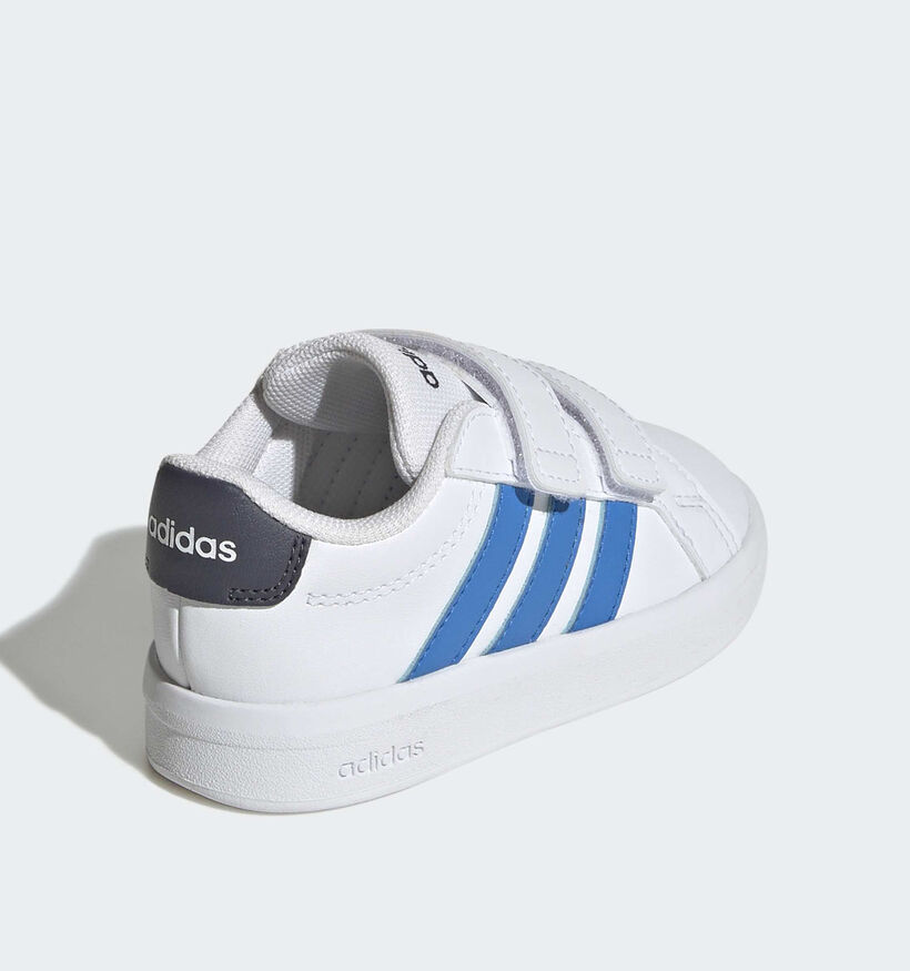 Adidas Grand Court 3.0 CF I Baskets basses en Blanc pour gar&ccedil;ons (372731) - pour semelles orthop&eacute;diques