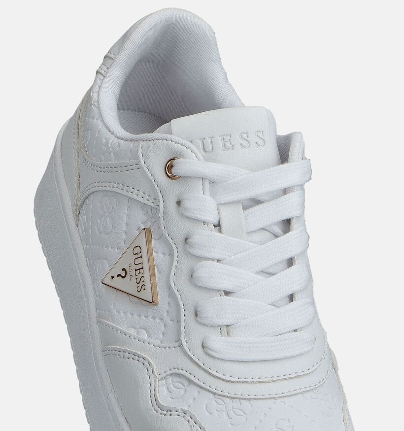 Guess Miram Witte Geklede Sneakers voor dames (366541) - geschikt voor steunzolen