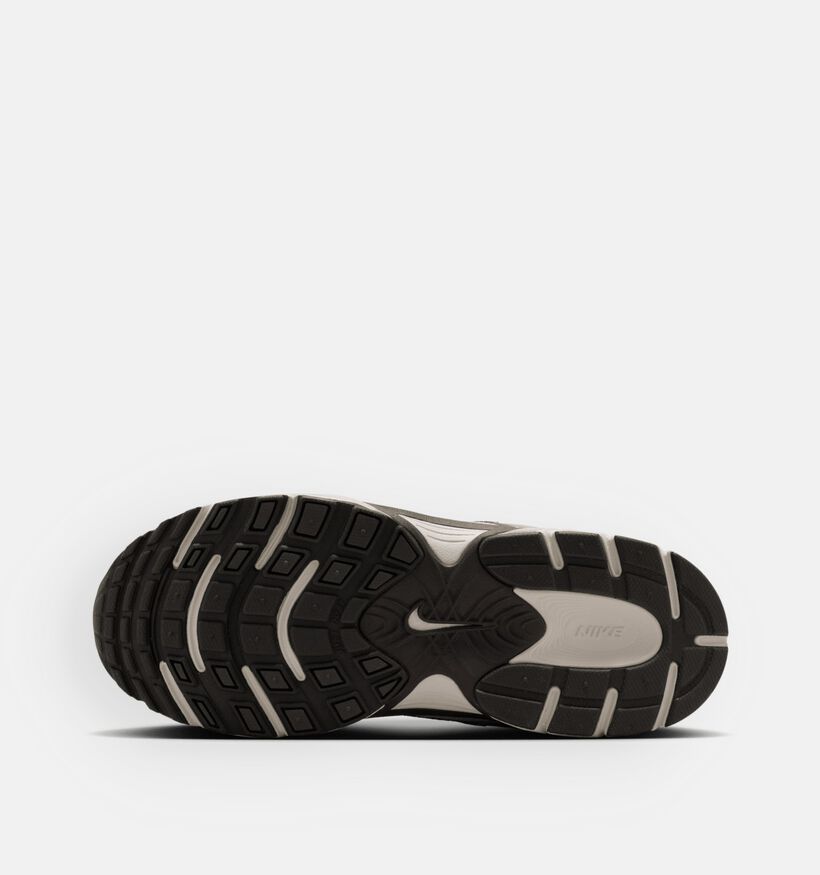 Nike V5 RNR Phantom Baskets basses en Blanc/Marron fonc&eacute; pour filles, gar&ccedil;ons (373448)