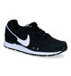 Nike Venture Runner Zwarte Sneakers in nubuck (316793)