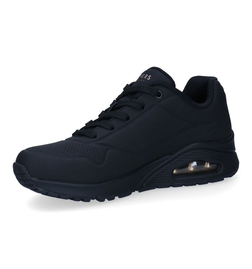 Skechers Uno Stand On Air Baskets en Noir pour femmes (350488)