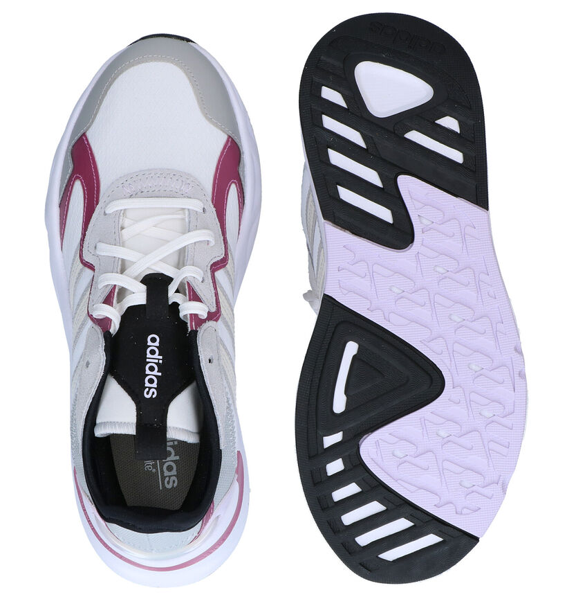 adidas FutureFlow Baskets en Blanc pour femmes (284796)