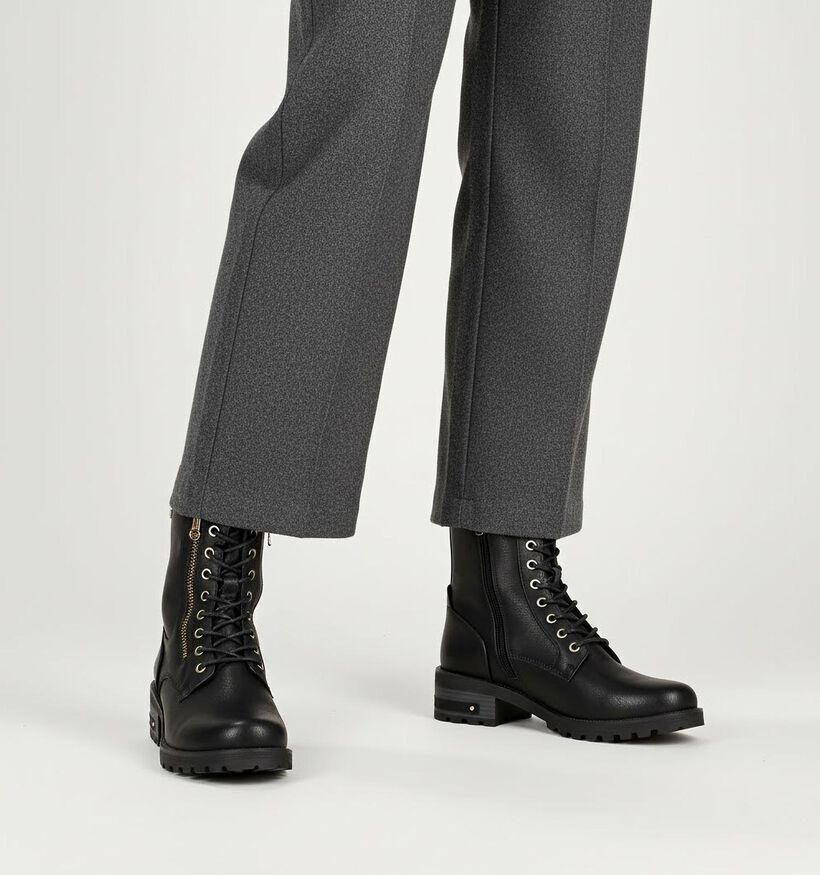 Mustang Boots à lacets en Noir Mustang Boots à lacets en Noir pour femmes (363704)