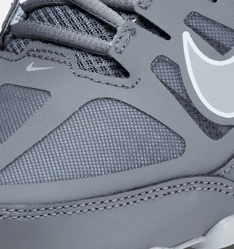 Nike Reax 8 TR Baskets en Gris pour garçons, hommes (350461)