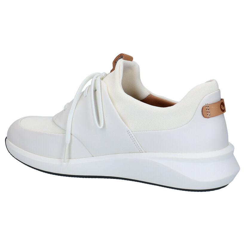 Witte Veterschoenen Unstructured by Clarks in leer (241587)